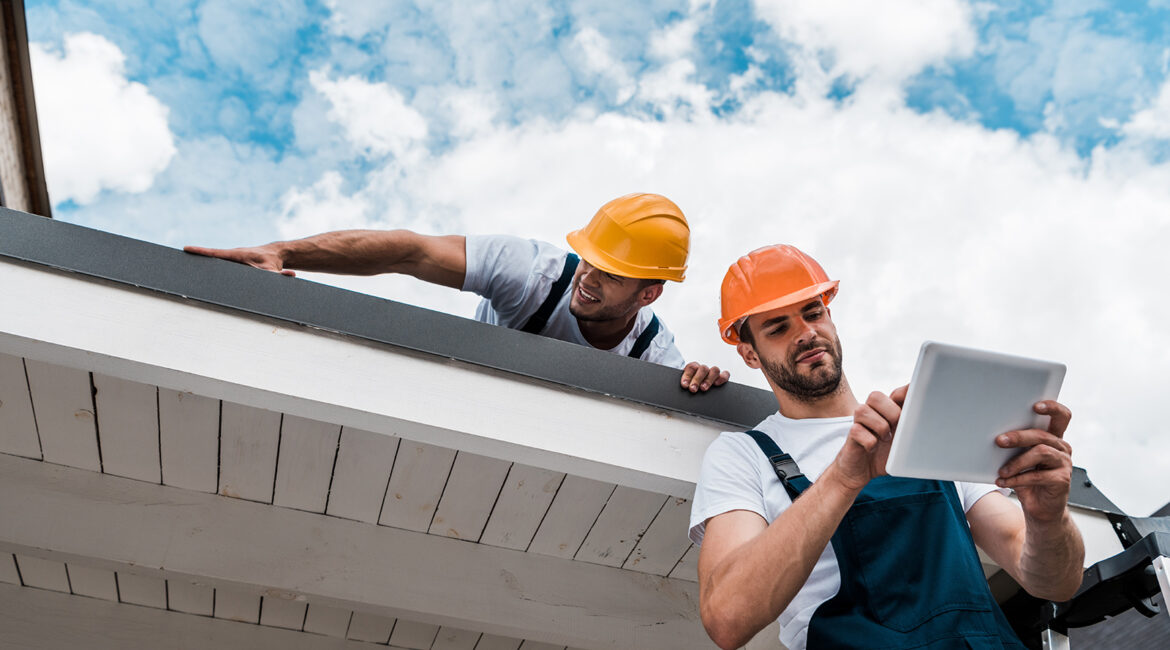 How to Spot Roofing and Repair Contractors