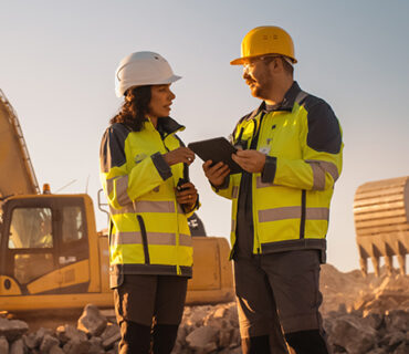 Man-Woman-Outdoors-Tractor_THUMBImage